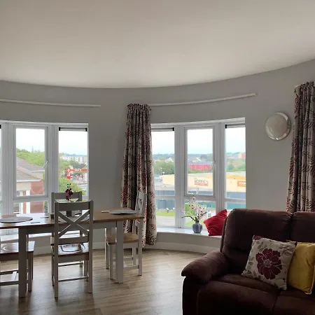 Priory House, Student Accommodation, Manor Village Apartments, Cork Road, X91w427 * واتيرفورد